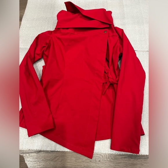 [L]Melow by Melissa Bolduc Stylish Red ISABEAU JACKET Asymmetrical CA NWOT - Picture 8 of 12